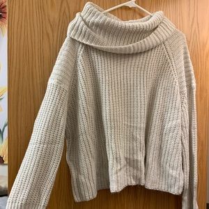 Off white Sweater